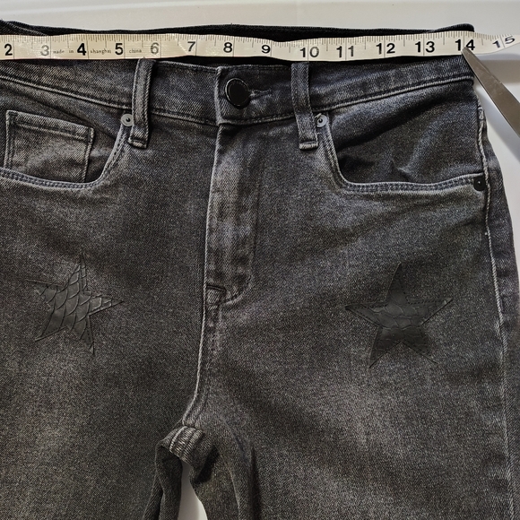 Blanknyc women's jeans the Madison crop pants, star patches,high rise, sz 26. - Picture 9 of 16